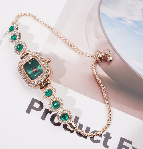 4e9a3cfe8e8c45308d9037be48d40e0e